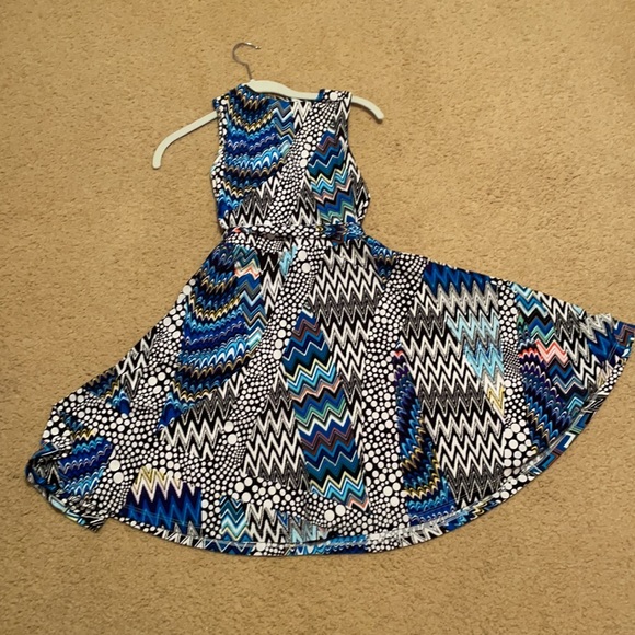 Wrap dress - Picture 2 of 2